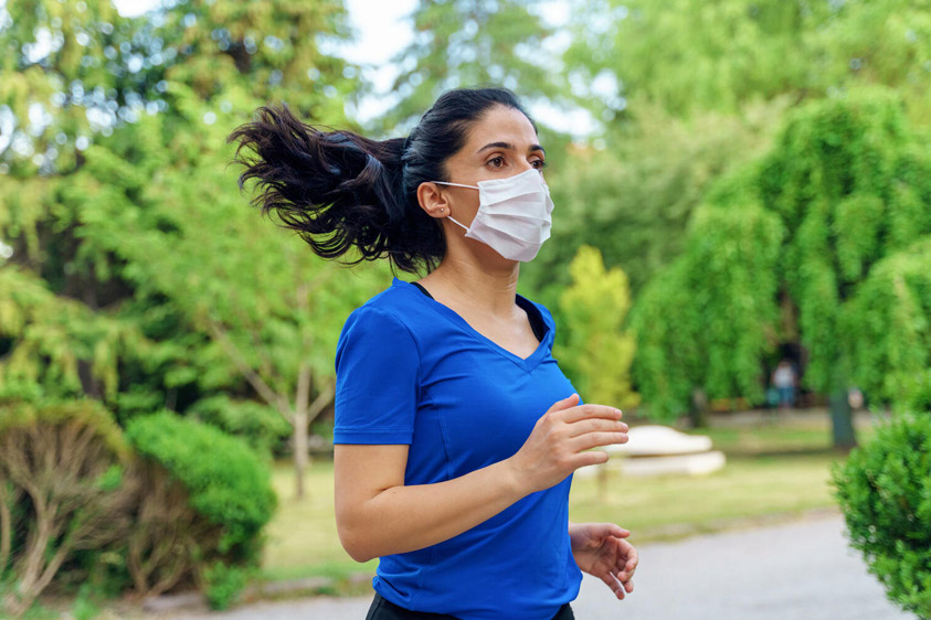 mujer corriendo